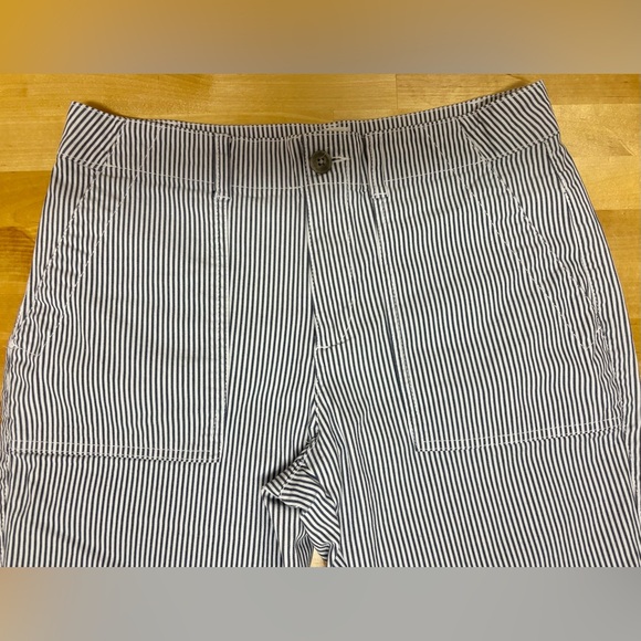 GAP - GAP for Good Girlfriend Khaki - Picture 2 of 5